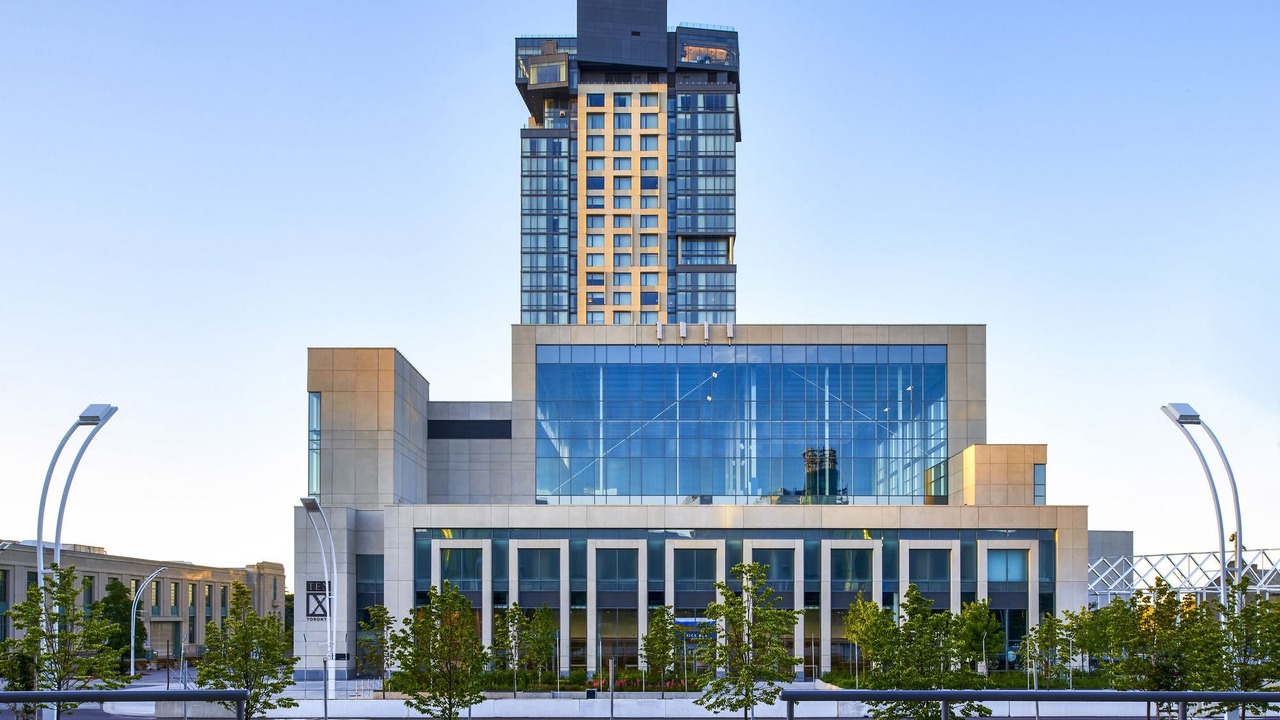 Photo of Buildings in Niagara