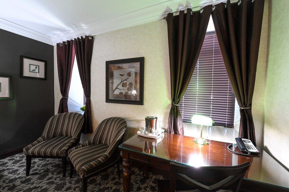 Photo of Livingroom in Merritton
