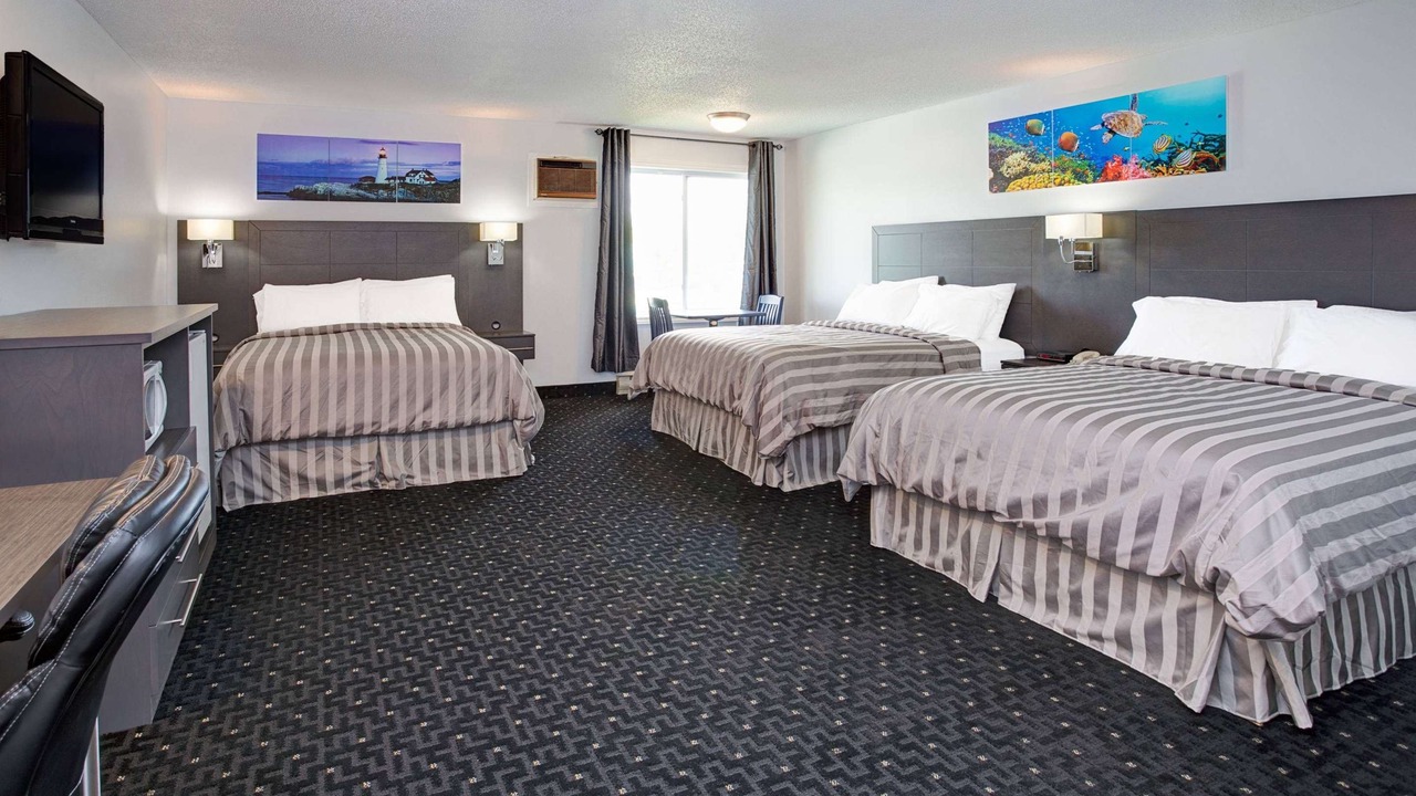 Photo of Bedroom in Gananoque