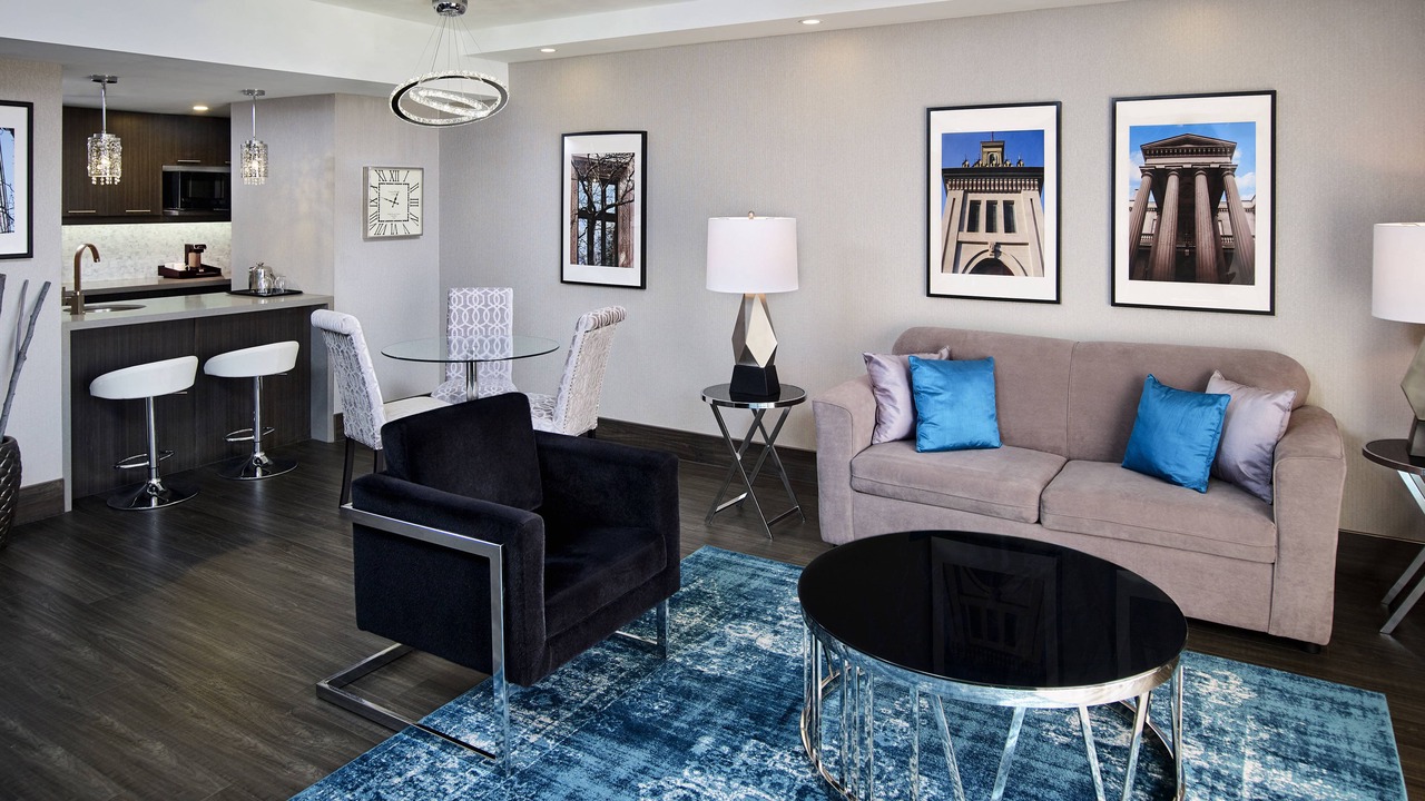 Photo of Livingroom in Central Hamilton