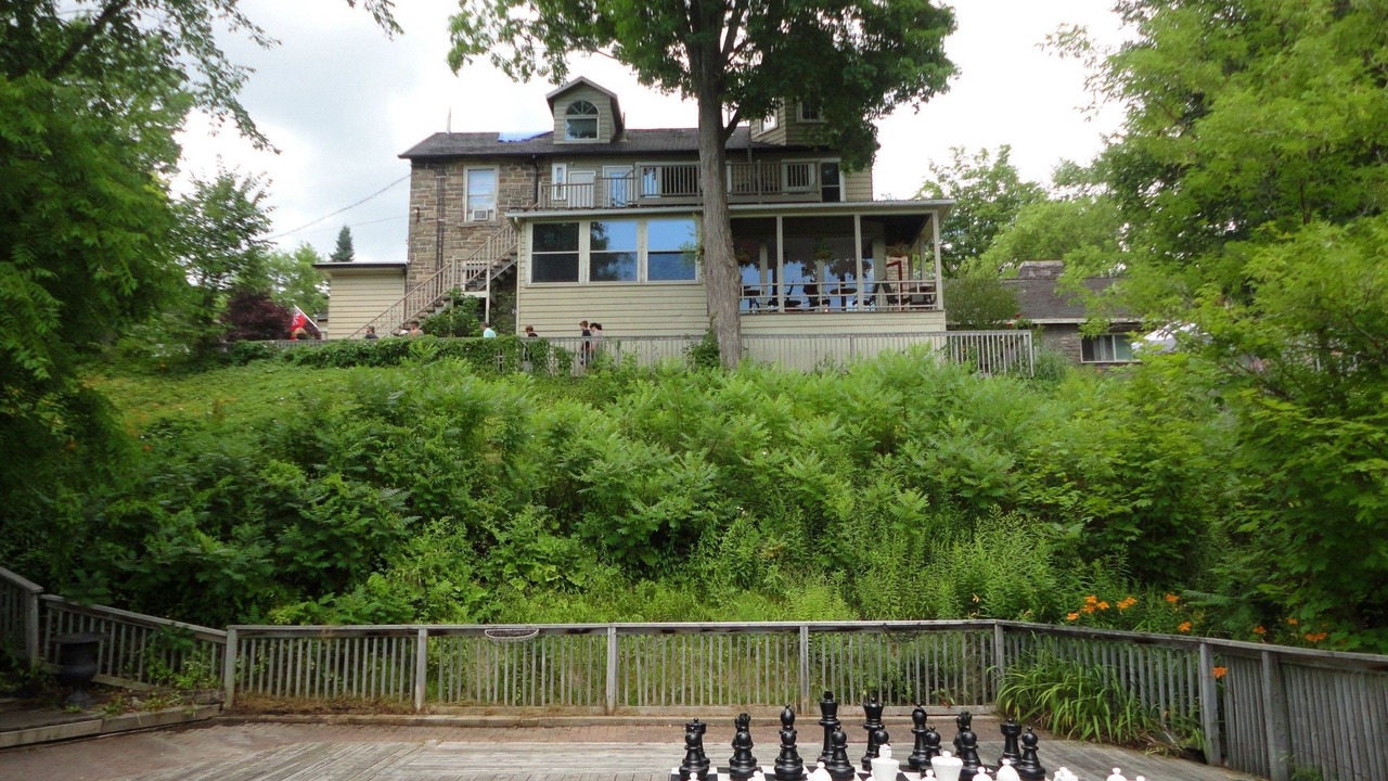 Photo of Buildings in Bracebridge