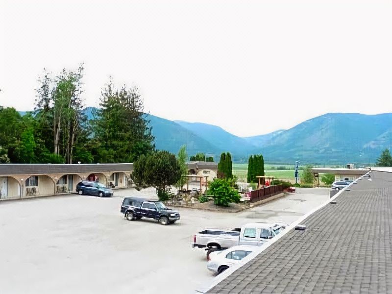 Photo of Others in Creston