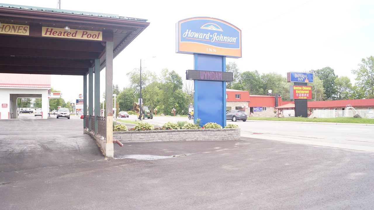 Photo of Buildings in Gananoque