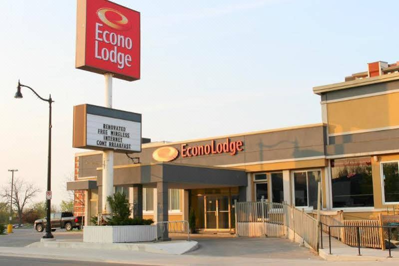 Photo of Buildings in Sunnyside