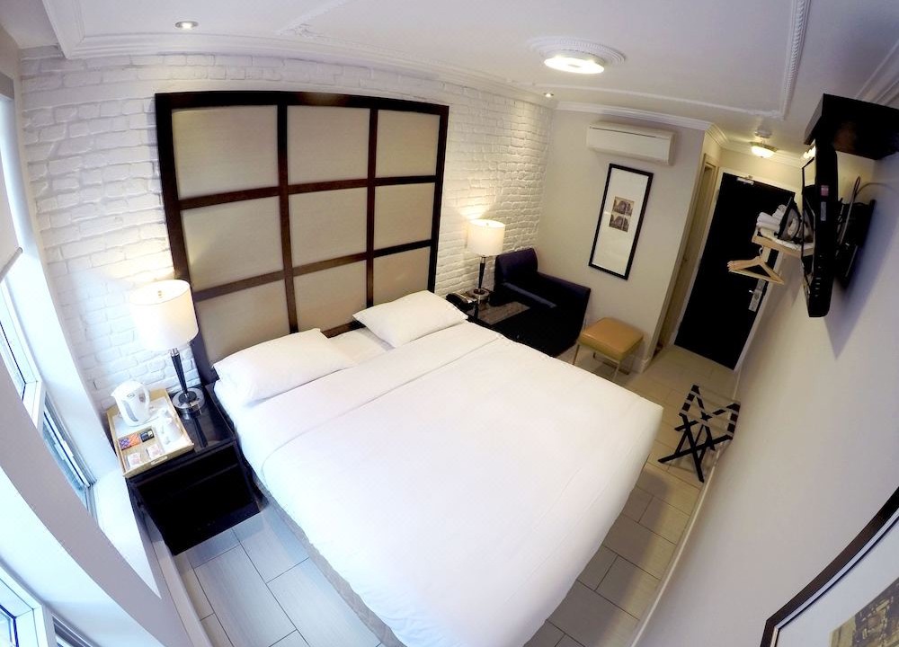 Photo of Bedroom in Gay Village