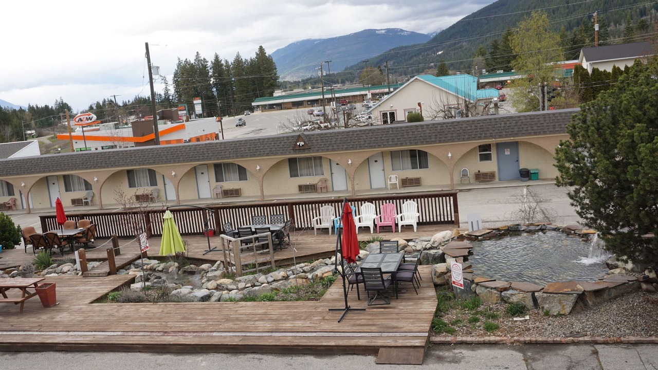 Photo of Buildings in Creston