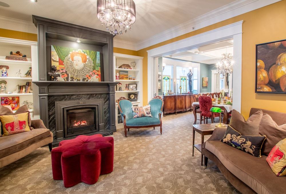Photo of Livingroom in West End