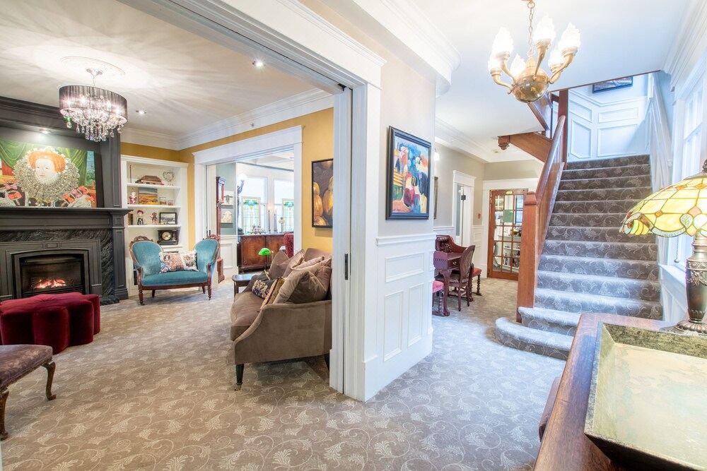 Photo of Livingroom in West End