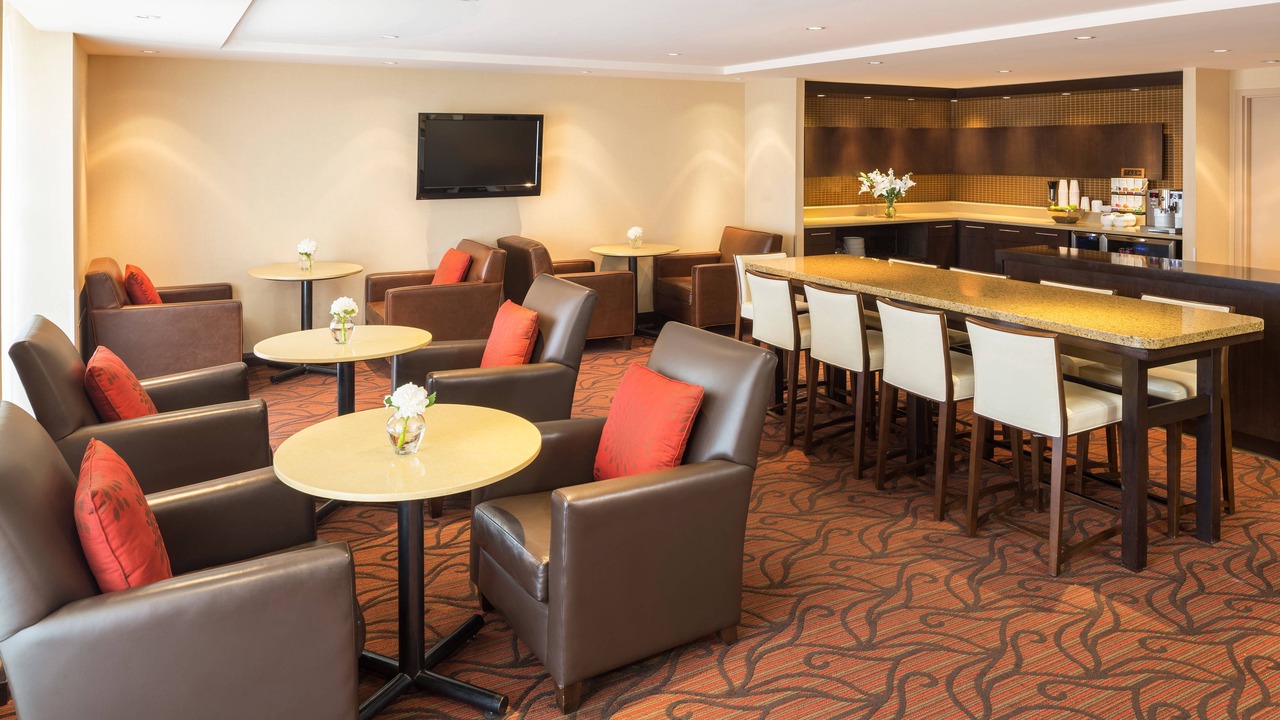 Photo of Livingroom in Richmond City Centre