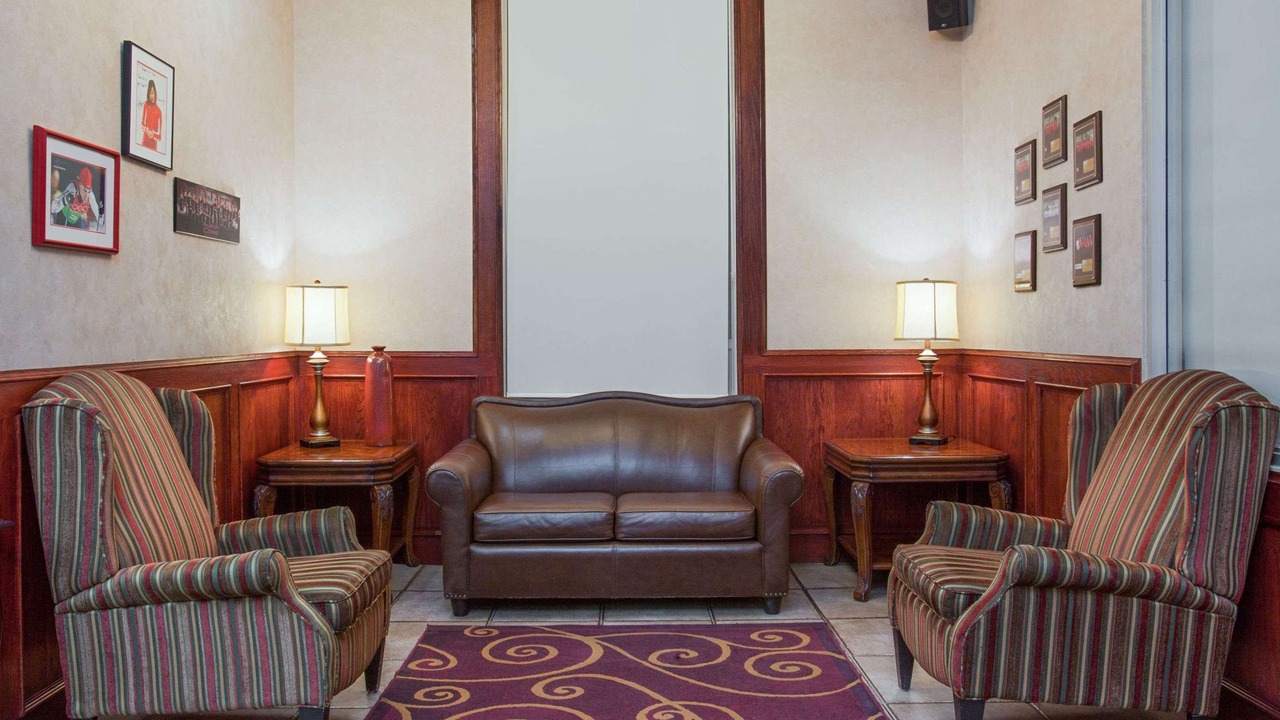 Photo of Livingroom in Red Deer