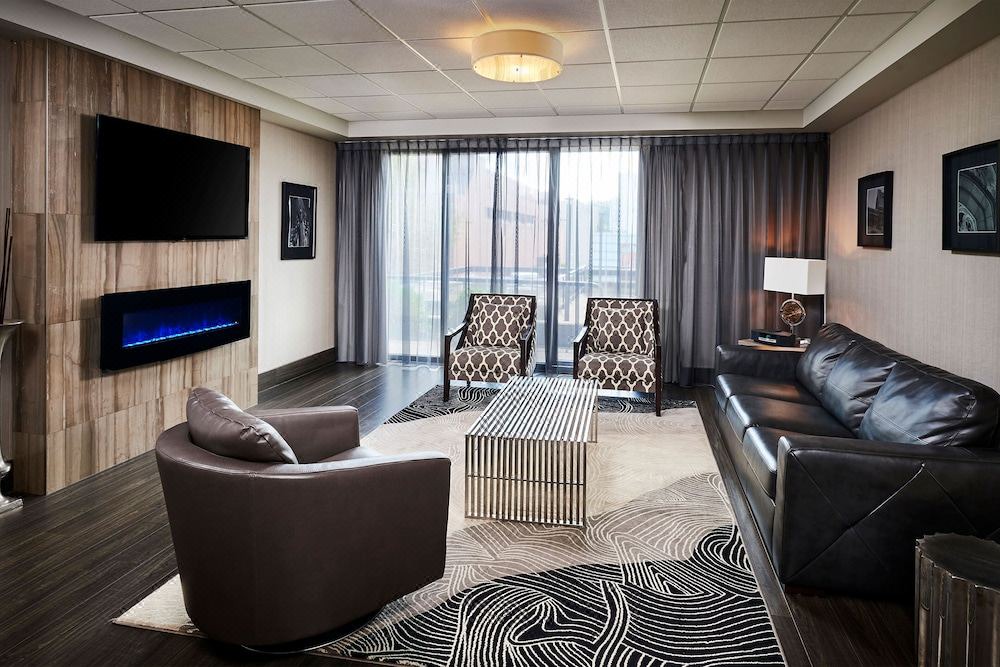 Photo of Livingroom in Central Hamilton