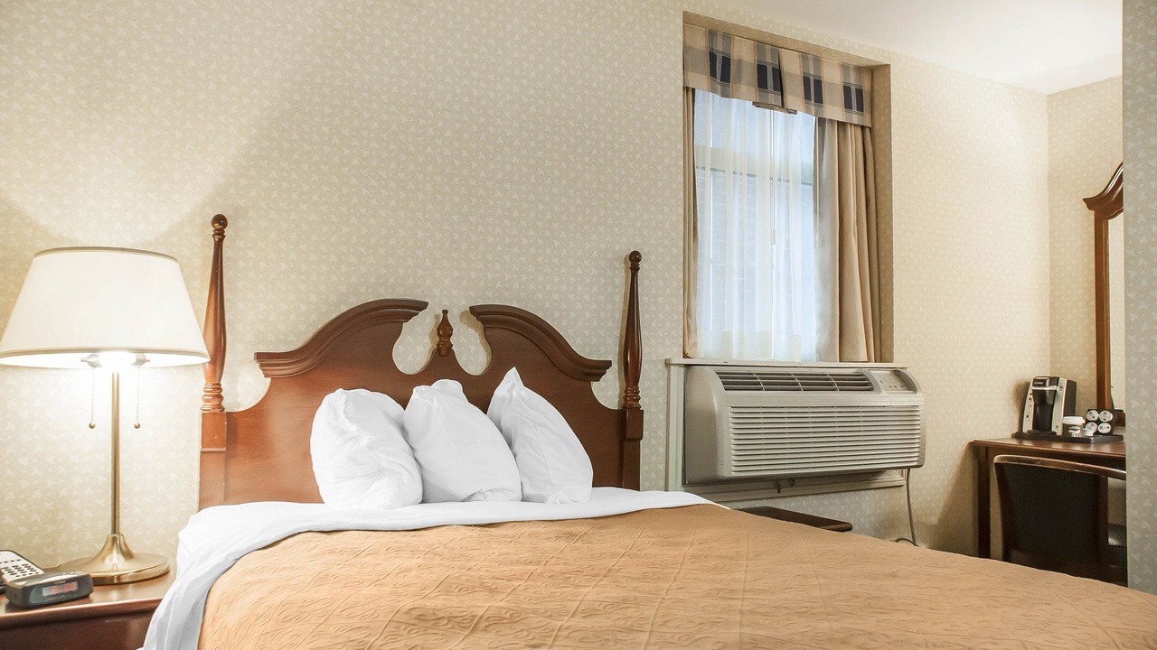 Photo of Bedroom in Orillia