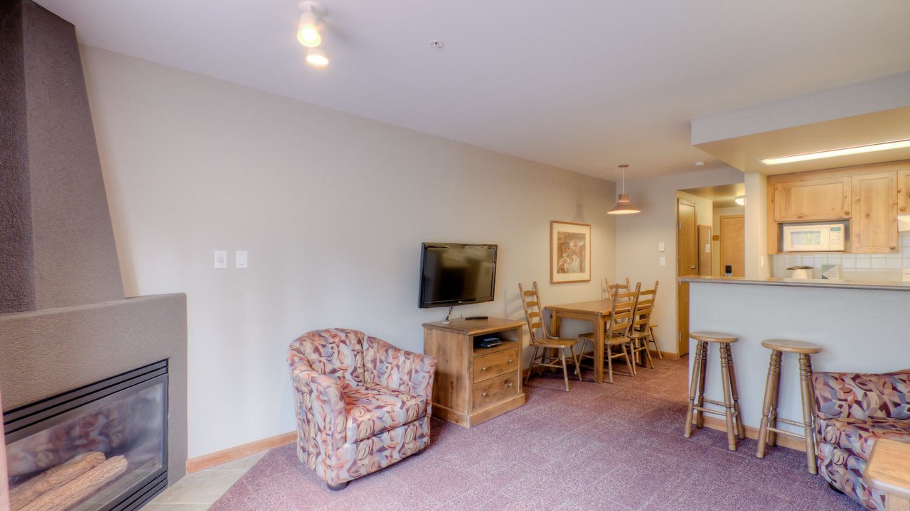 Photo of Livingroom in Sun Peaks