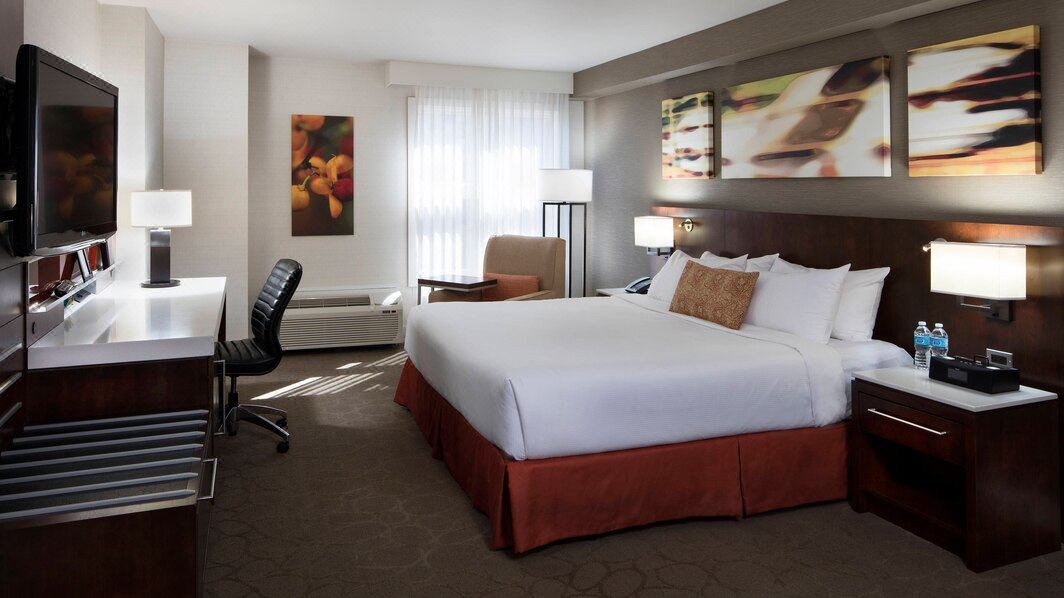 Photo of Bedroom in Kelowna Central Business District
