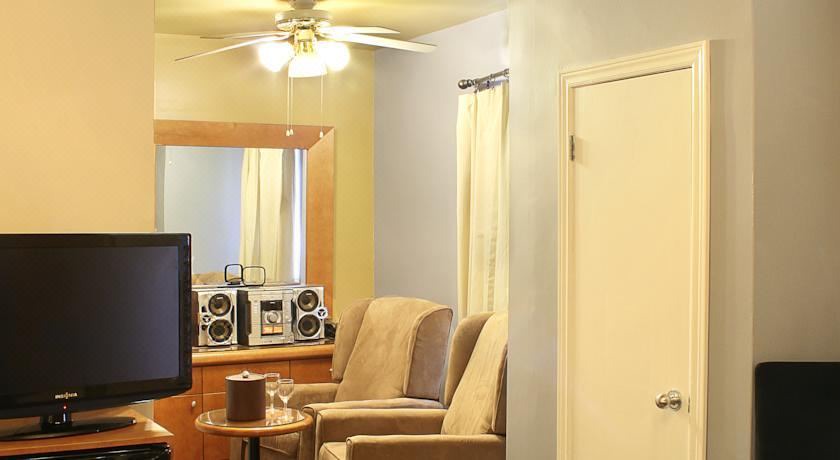 Photo of Livingroom in Gay Village
