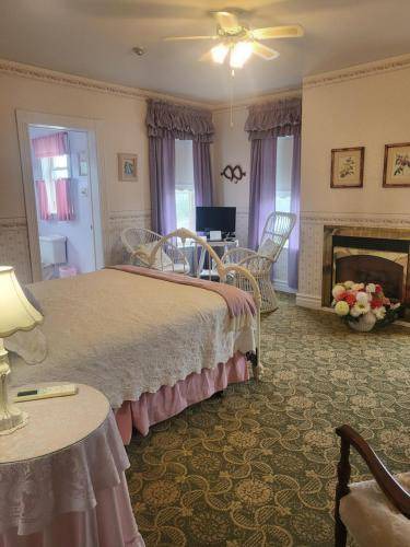 Photo of Others in Louisbourg