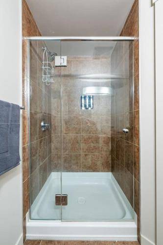 Photo of Bathroom in Haysboro