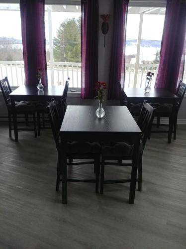 Photo of Others in Magog