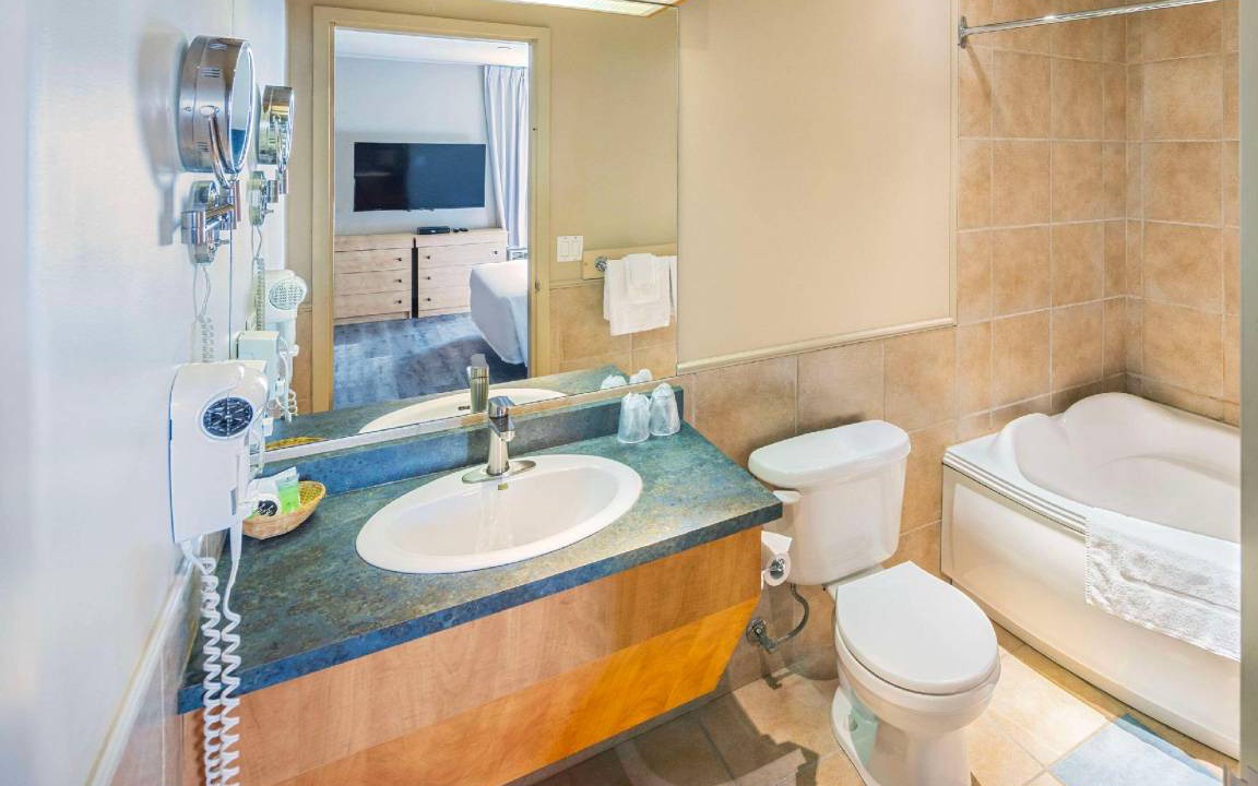 Photo of Bathroom in Deschambault-Grondines