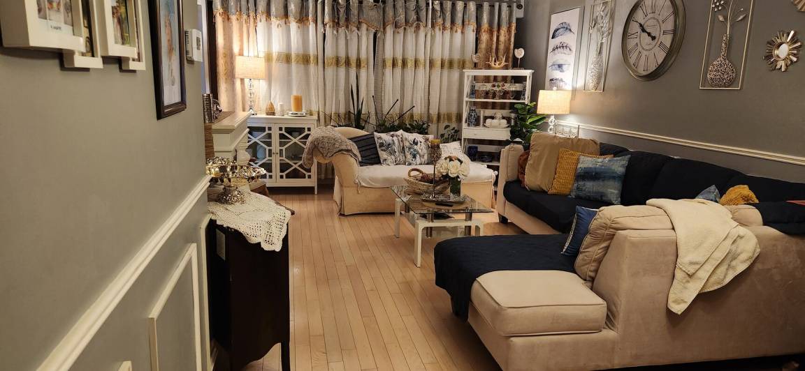Photo of Livingroom in Pleasant View