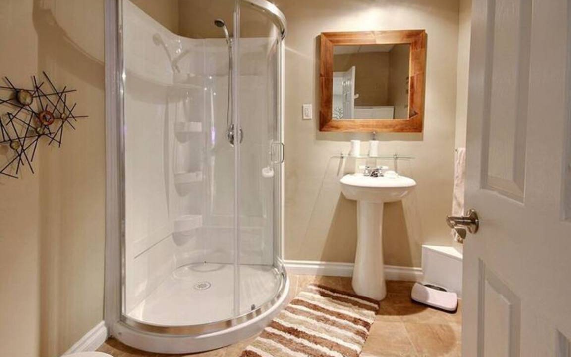 Photo of Bathroom in La Haute-Saint-Charles