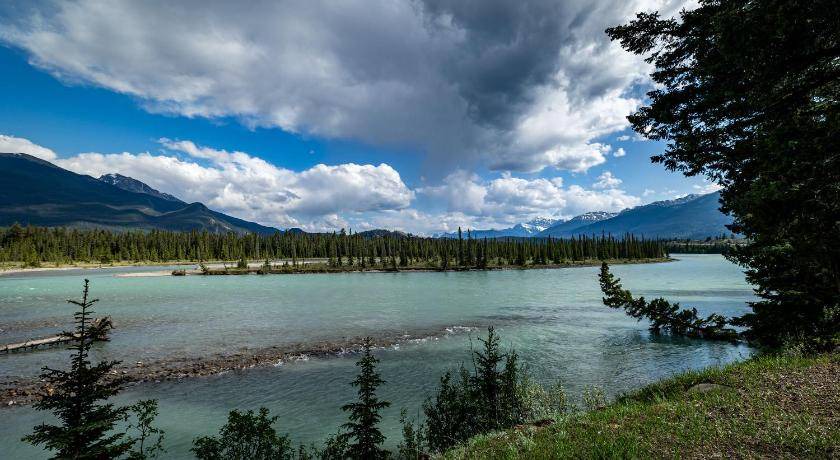 Photo of Others in Jasper