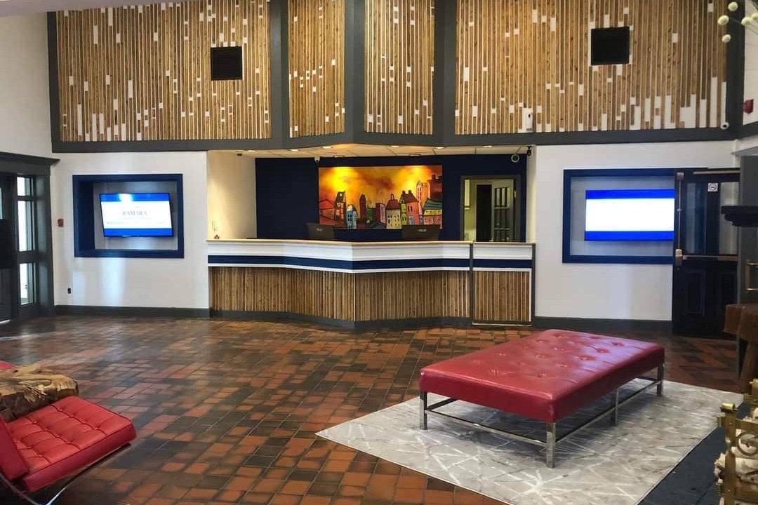 Photo of Livingroom in Lagoon City