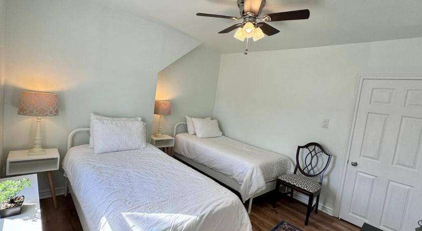 Photo of Bedroom in Niagara Falls