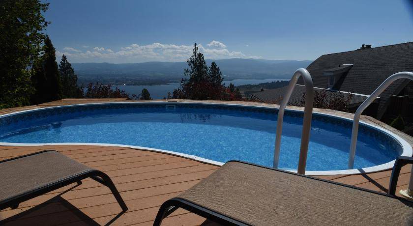 Photo of Patio Balcony in West Kelowna Estates