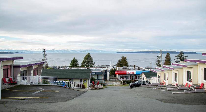 Photo of Others in Powell River