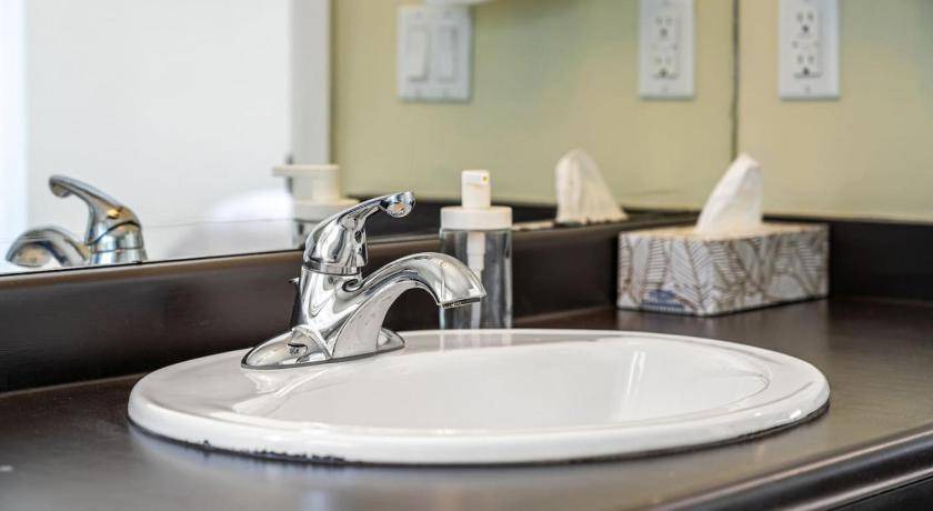 Photo of Bathroom in Northeast Edmonton