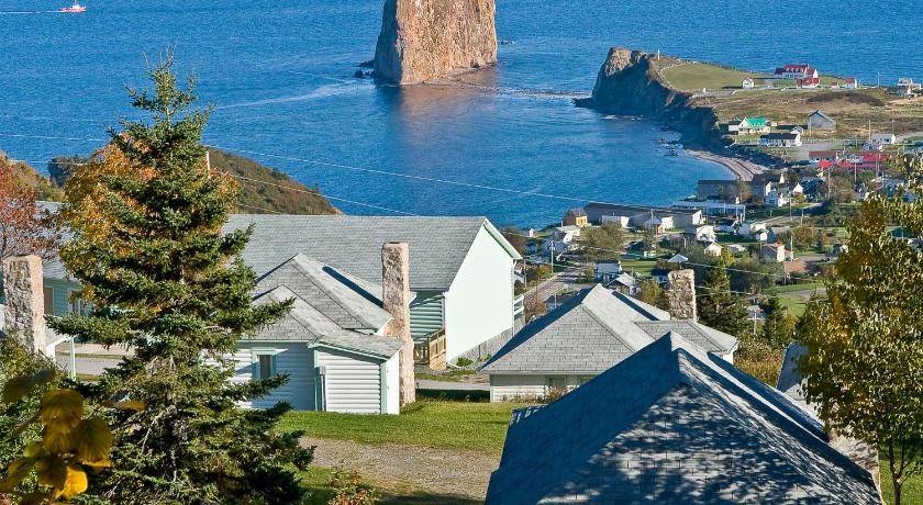 Photo of Others in Perce