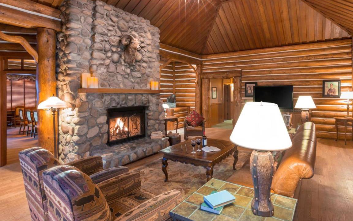Photo of Others in Jasper