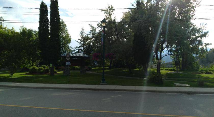 Photo of Others in East Kootenay