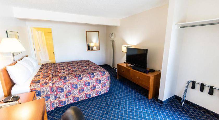 Photo of Bedroom in South Lethbridge