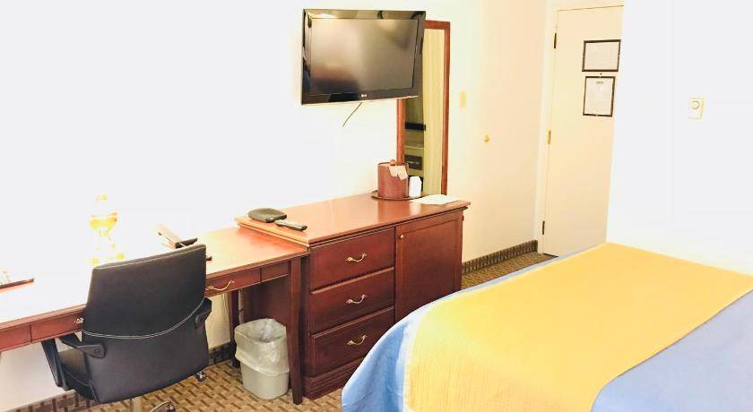Photo of Bedroom in Red Deer