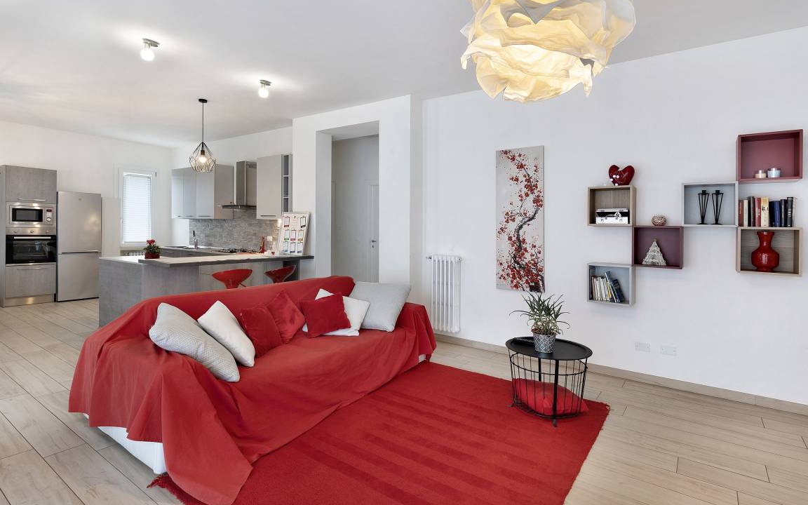 Photo of Others in Sandra