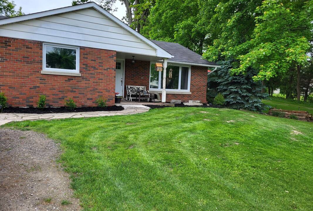 Photo of Others in Bradford West Gwillimbury