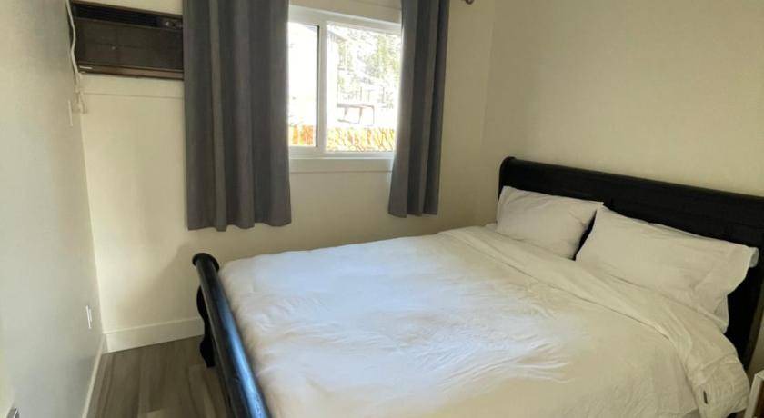 Photo of Bedroom in East Kootenay