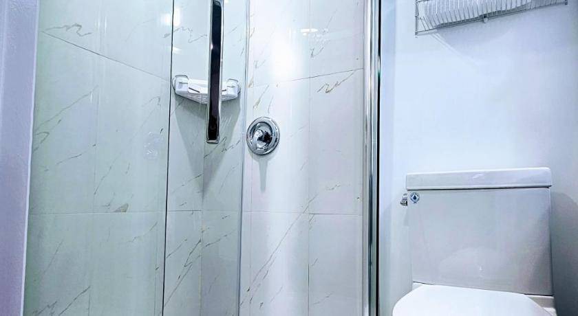 Photo of Bathroom in Summerside