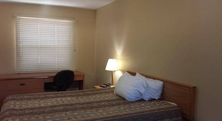 Photo of Bedroom in Medicine Hat