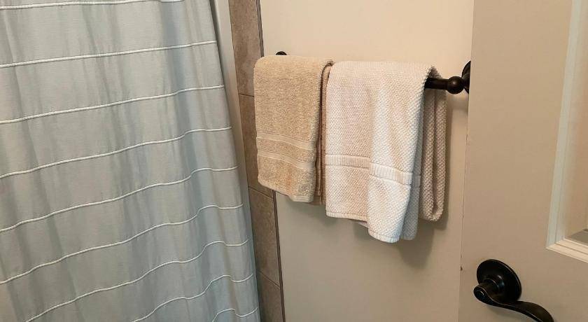 Photo of Bathroom in Sylvan Lake