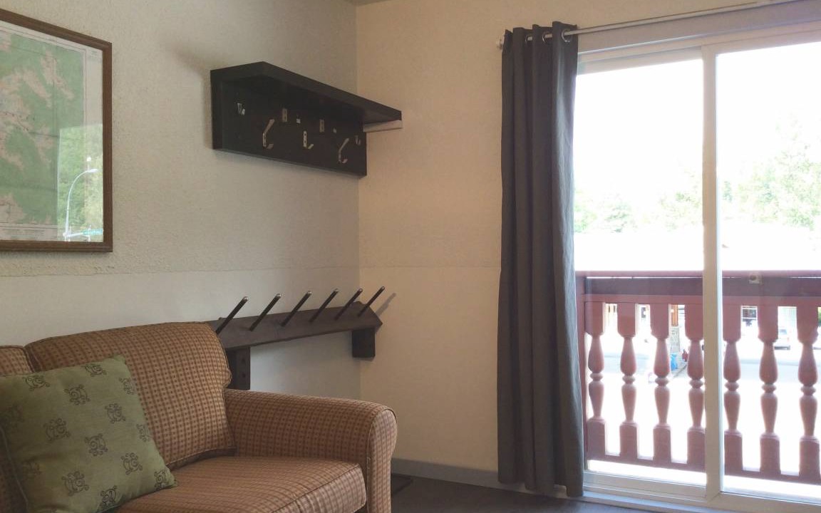 Photo of Livingroom in Whistler Creekside