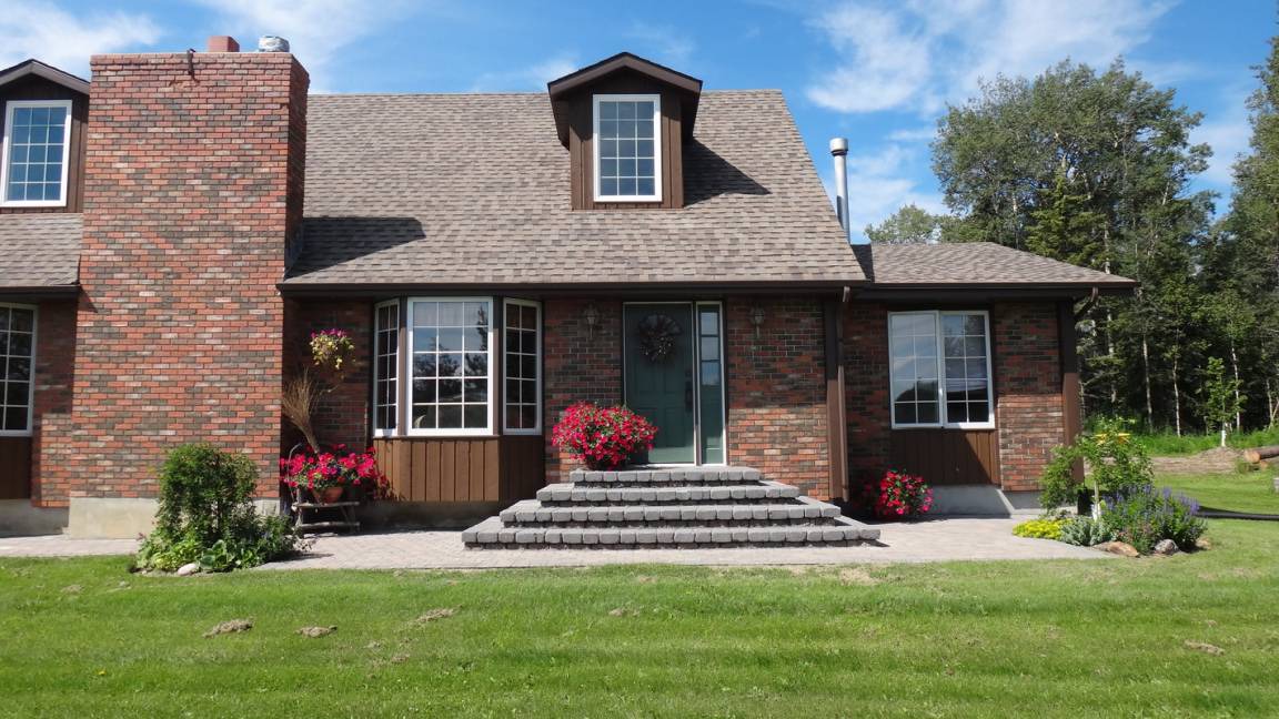 Photo of Buildings in Whitecourt