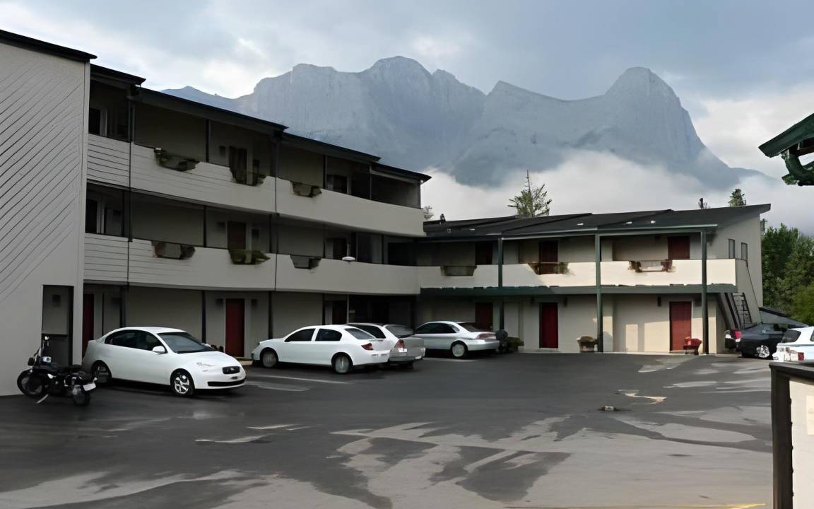 Photo of Others in Canmore