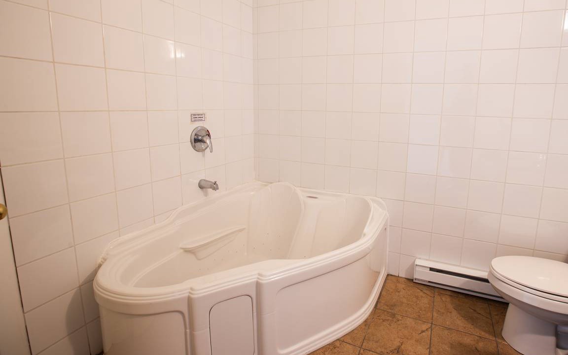 Photo of Bathroom in Varennes