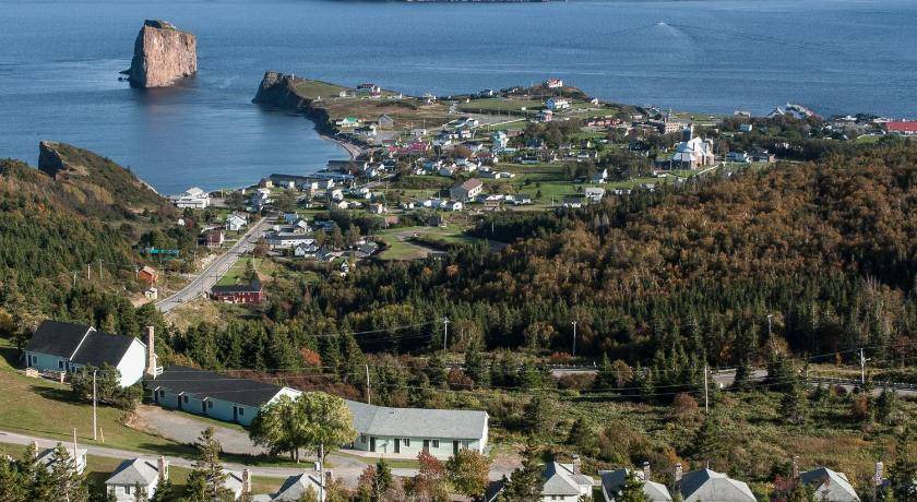 Photo of Others in Perce