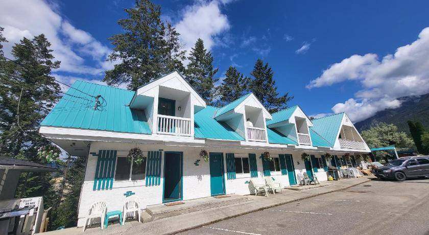 Photo of Others in East Kootenay