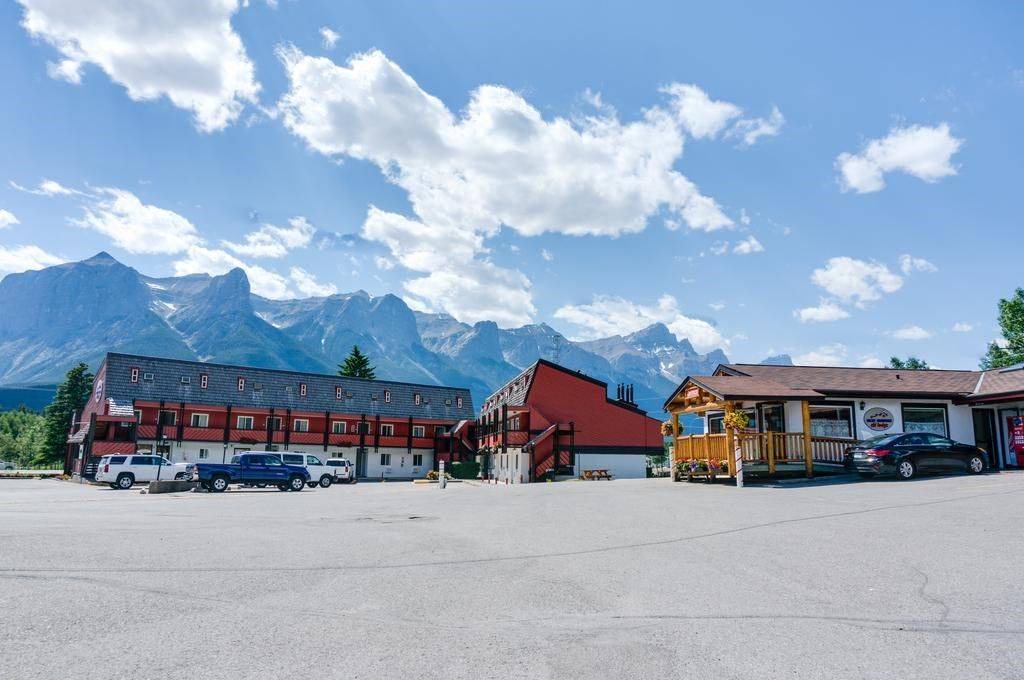 Photo of Others in Canmore