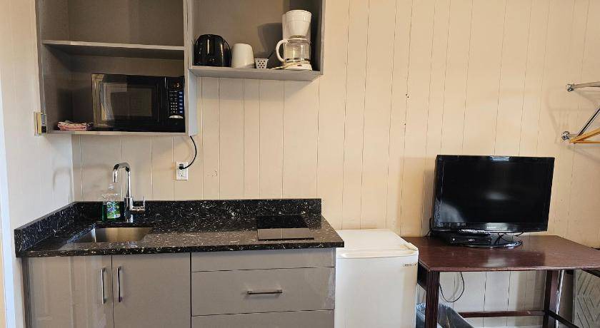 Photo of Kitchen in Pincher Creek